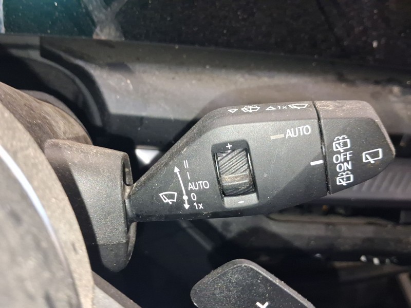 Recambio de mando luces y limpia para bmw serie 1 (f70) 116i referencia OEM IAM 61315B4AFF4  