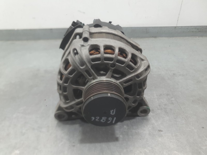 Recambio de alternador para citroën c3 iii (sx) 1.2 vti 82 referencia OEM IAM 9809391880  