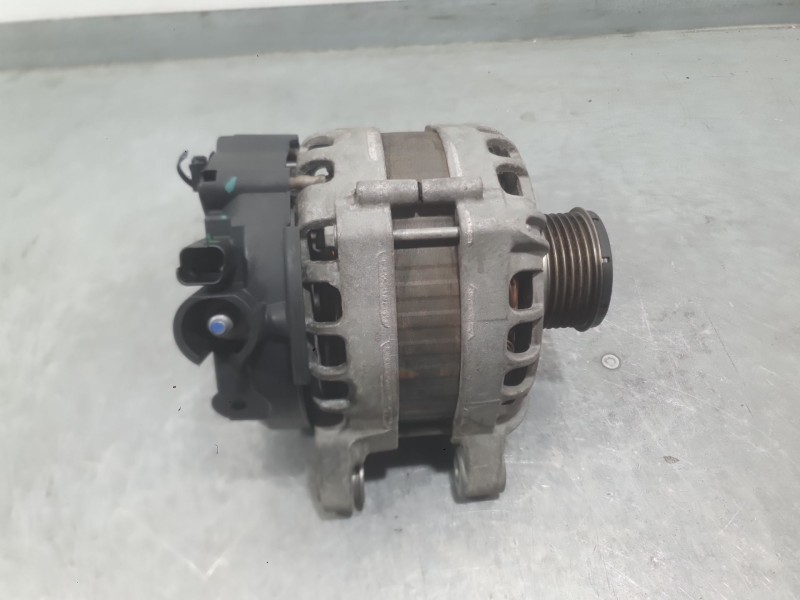 Recambio de alternador para citroën c3 iii (sx) 1.2 vti 82 referencia OEM IAM 9809391880  