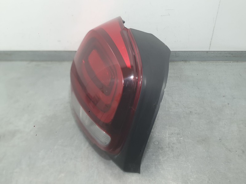 Recambio de piloto trasero izquierdo para citroën c3 iii (sx) 1.2 vti 82 referencia OEM IAM 9812257580  