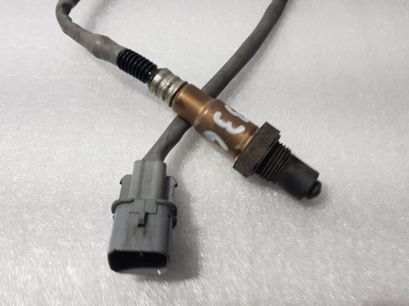 Recambio de sonda lambda para kia niro emotion plug-in hybrid referencia OEM IAM 9025030133 3921003140 KEFICO