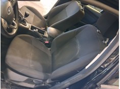 ASIENTO DELANTERO IZQUIERDO 