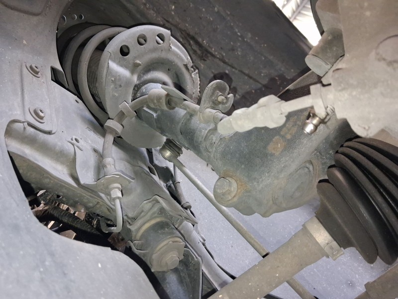 Recambio de amortiguador delantero izquierdo para ford focus iv (hn) 1.0 ecoboost referencia OEM IAM 2317523  
