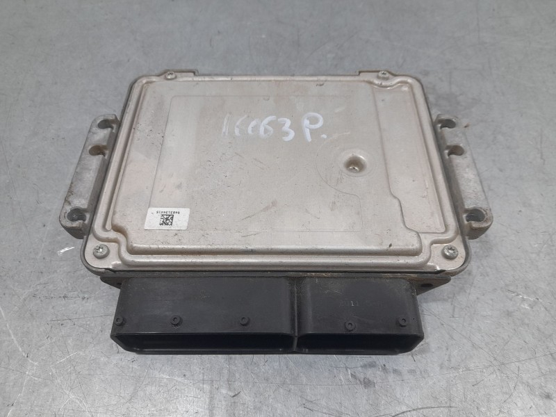 Recambio de centralita motor uce para kia cee´d sporty wagon lx referencia OEM IAM 391142A511 0281017218 BOSCH