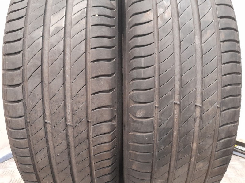 Recambio de neumatico pareja para neumaticos reutilizados - referencia OEM IAM 215551794W MICHELIN 215/55/17/94W