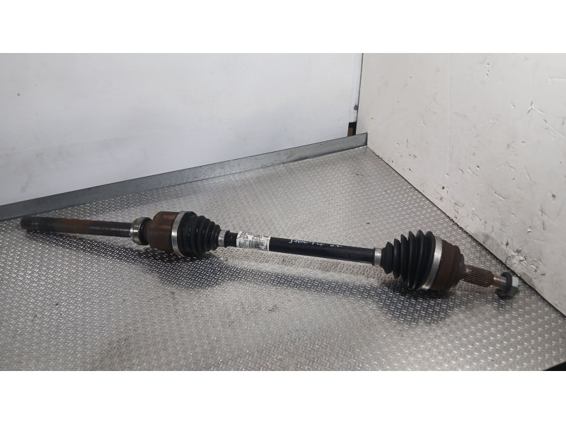 Recambio de transmision delantera derecha para peugeot 308 ii (lb_, lp_, lw_, lh_, l3_) 1.2 thp 130 referencia OEM IAM 981563628