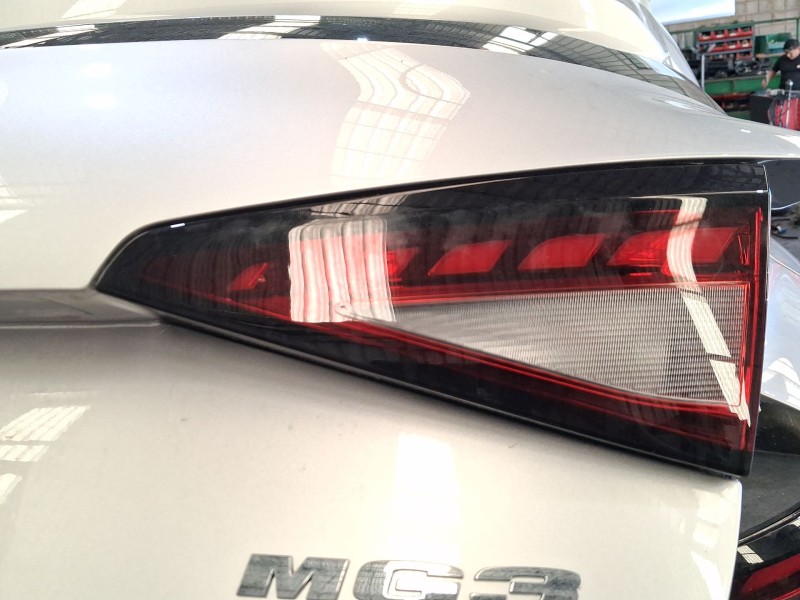 Recambio de piloto trasero derecho interior para mg mg 3 (5lfp) mg3 1.5 referencia OEM IAM 12101470  