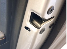 CERRADURA PUERTA TRASERA DERECHA 11095998 