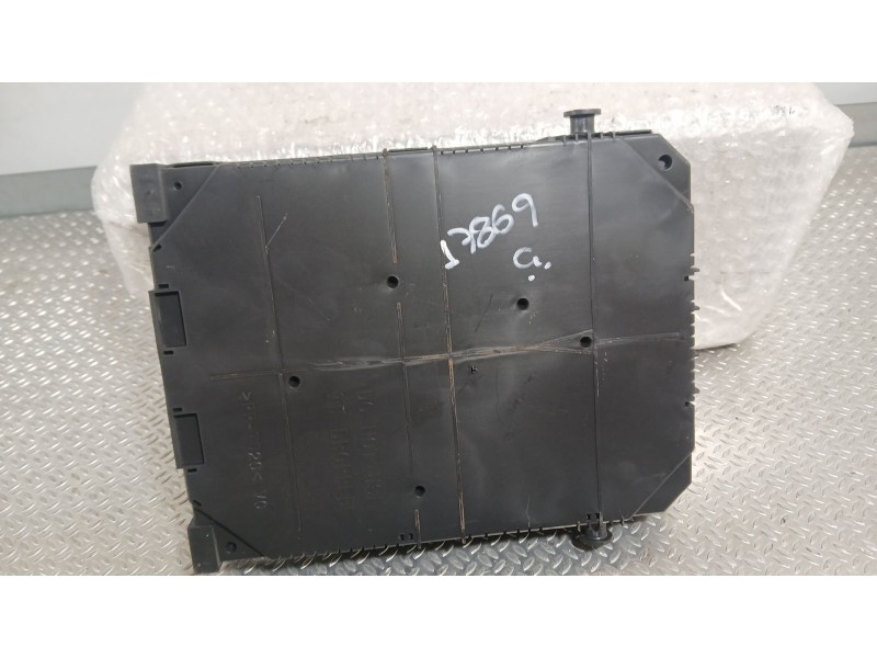 Recambio de caja reles / fusibles para peugeot 308 ii (lb_, lp_, lw_, lh_, l3_) 1.2 thp 130 referencia OEM IAM 9810295780  