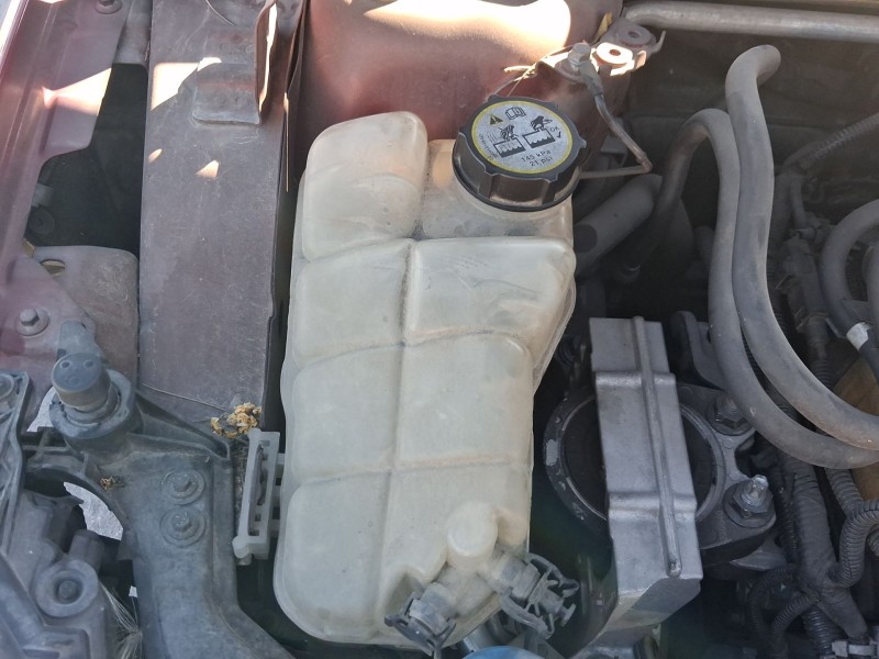 Recambio de deposito expansion para volvo v40 hatchback (525) d2 referencia OEM IAM 31338764  