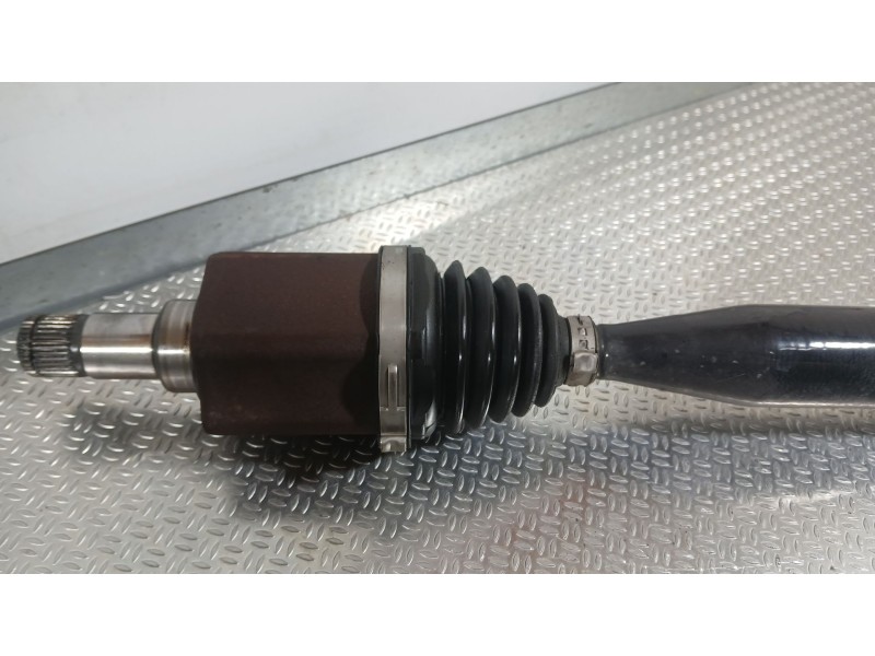Recambio de transmision delantera derecha para seat arona (kj7, kjp) 1.0 tsi referencia OEM IAM 2Q0407272N  