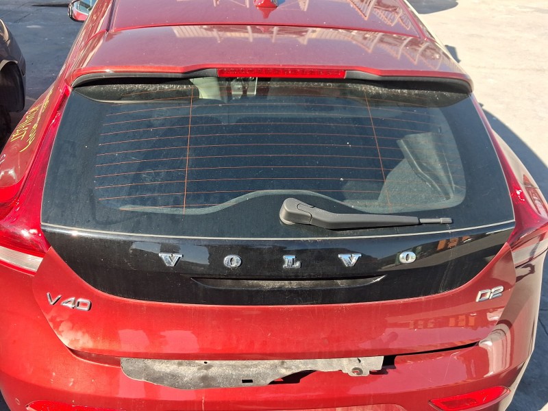 Recambio de porton trasero para volvo v40 hatchback (525) d2 referencia OEM IAM 31385293  