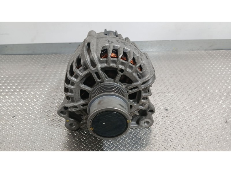 Recambio de alternador para seat arona (kj7, kjp) 1.0 tsi referencia OEM IAM 04E903015GX 04E903015HX 