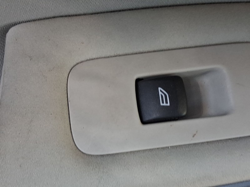 Recambio de mando elevalunas trasero izquierdo para volvo v40 hatchback (525) d2 referencia OEM IAM 31394840  