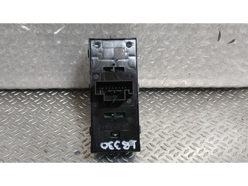 Recambio de mando elevalunas delantero izquierdo para seat arona (kj7, kjp) 1.0 tsi referencia OEM IAM 5G0959857FWHS  