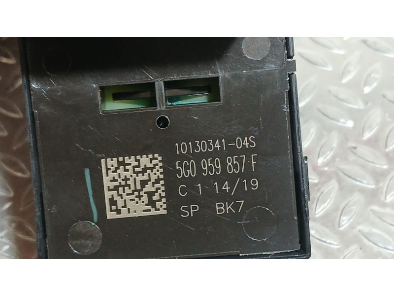 Recambio de mando elevalunas delantero izquierdo para seat arona (kj7, kjp) 1.0 tsi referencia OEM IAM 5G0959857FWHS  