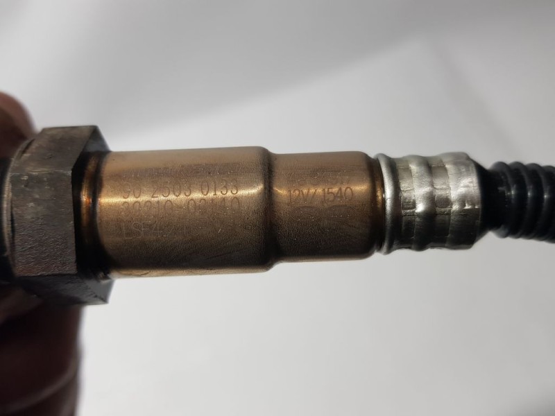 Recambio de sonda lambda para kia niro emotion plug-in hybrid referencia OEM IAM 9025030133 3921003140 KEFICO