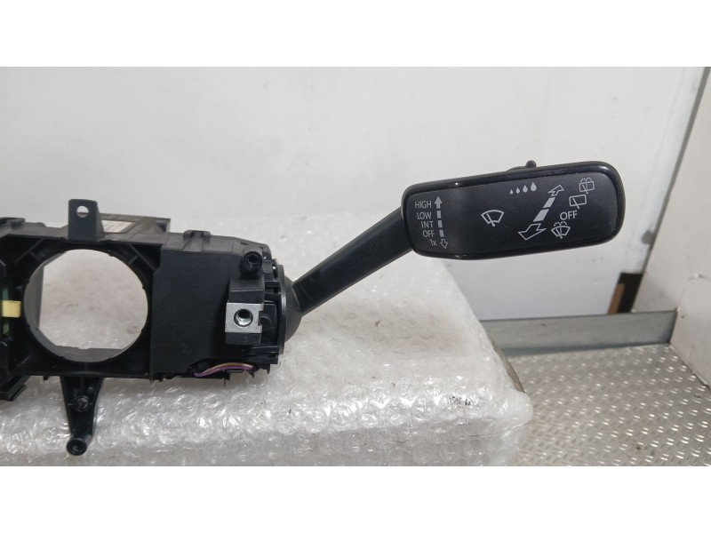 Recambio de mando luces y limpia para seat arona (kj7, kjp) 1.0 tsi referencia OEM IAM 2Q0953513G  