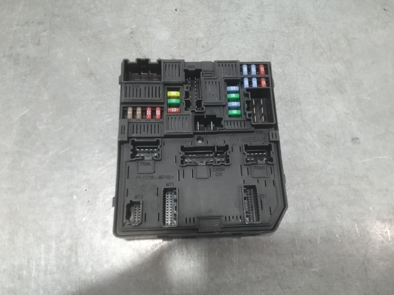 Recambio de caja reles / fusibles para renault megane iv hatchback (b9a/m/n_) 1.6 dci 130 (b9a4) referencia OEM IAM 284B67108R  