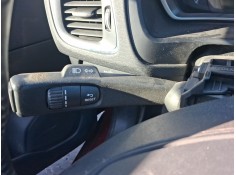 Recambio de mando luces y limpia para volvo v40 hatchback (525) d2 referencia OEM IAM 31456045  31456042