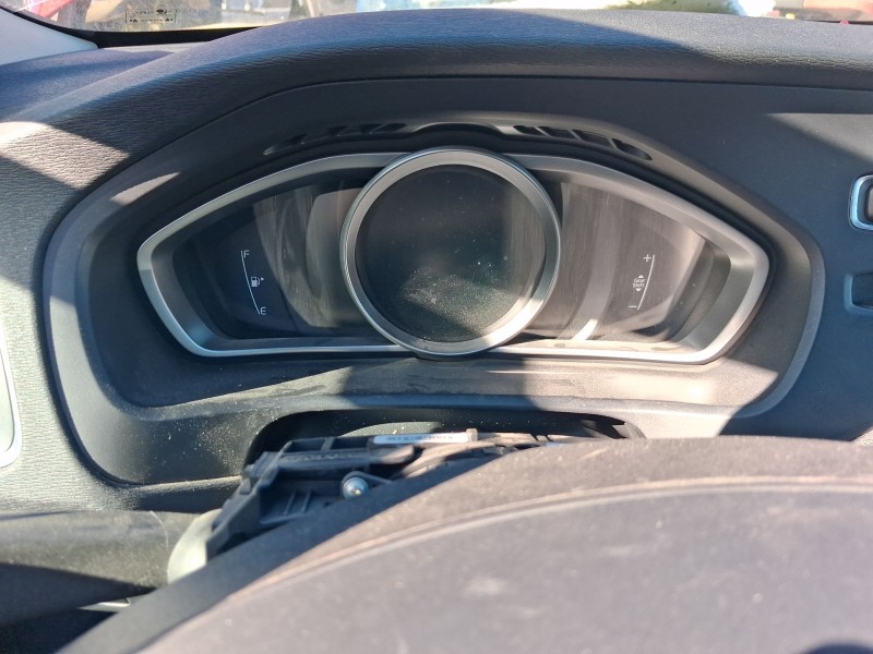 Recambio de cuadro instrumentos para volvo v40 hatchback (525) d2 referencia OEM IAM 36051821  