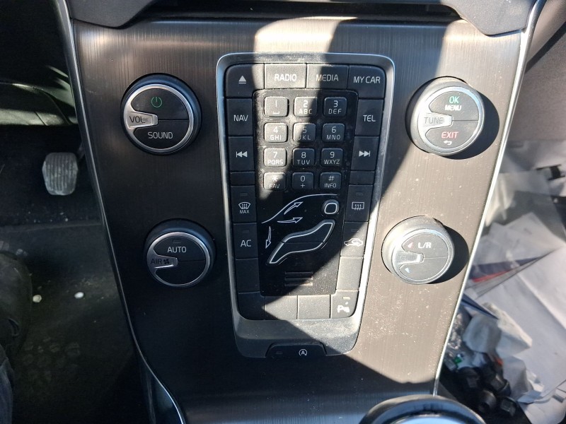 Recambio de mando climatizador para volvo v40 hatchback (525) d2 referencia OEM IAM   