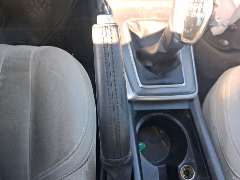 Recambio de palanca freno de mano para volvo v40 hatchback (525) d2 referencia OEM IAM 31381646  