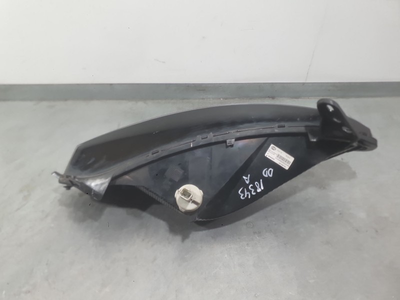 Recambio de piloto delantero derecho para renault megane iv hatchback (b9a/m/n_) 1.6 dci 130 (b9a4) referencia OEM IAM 261306376