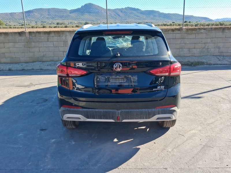 mg zs suv del año 2026