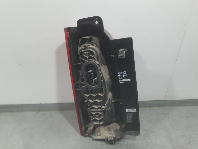 Recambio de piloto trasero derecho para peugeot expert furgoneta (v_) 1.5 bluehdi 120 referencia OEM IAM 9808243080  