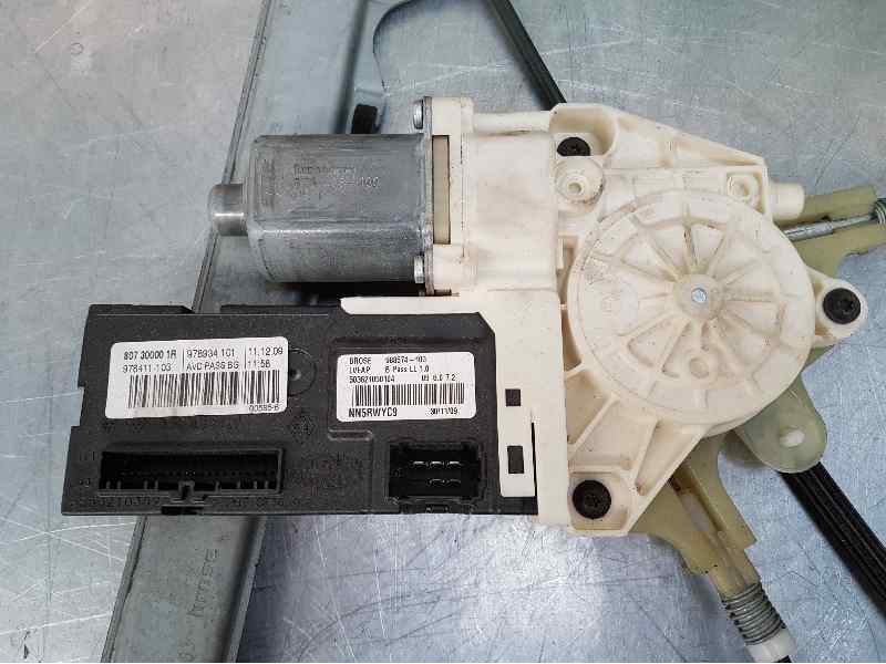 Recambio de elevalunas delantero derecho para renault laguna grandtour iii dynamique tomtom referencia OEM IAM   ELECTRICO