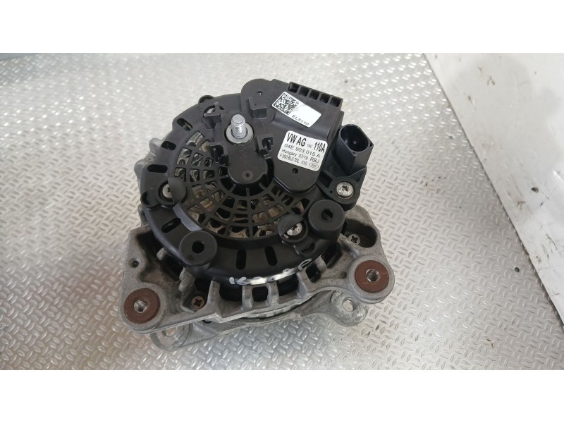 Recambio de alternador para seat arona style edition referencia OEM IAM 04E903015HX  
