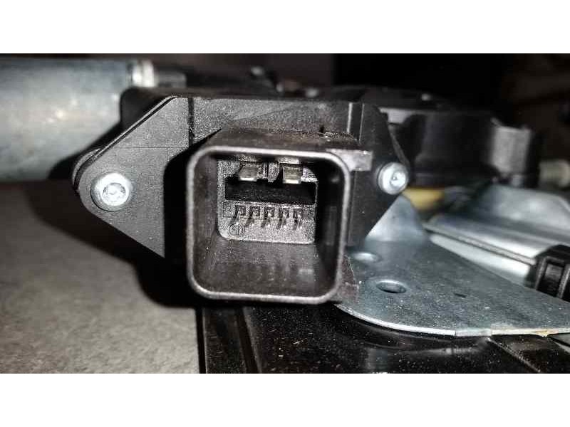 Recambio de elevalunas delantero derecho para opel astra j sports tourer sportive referencia OEM IAM  7 PINS ELECTRICO