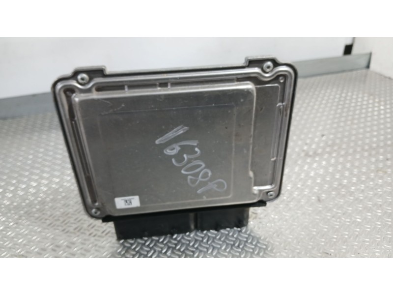 Recambio de centralita motor uce para seat arona style edition referencia OEM IAM   