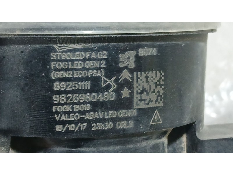 Recambio de faro antiniebla izquierdo para peugeot 308 ii (lb_, lp_, lw_, lh_, l3_) 2.0 bluehdi 150 referencia OEM IAM 981133338