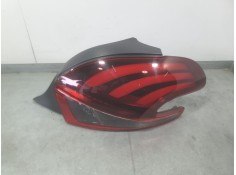 PILOTO TRASERO DERECHO 9825601180 