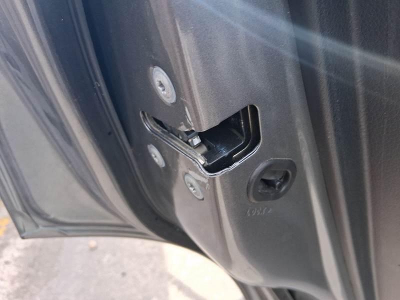 Recambio de cerradura puerta trasera izquierda para nissan x-trail iii (t32_, t32r, t32rr) 1.6 dci (t32) referencia OEM IAM 8250