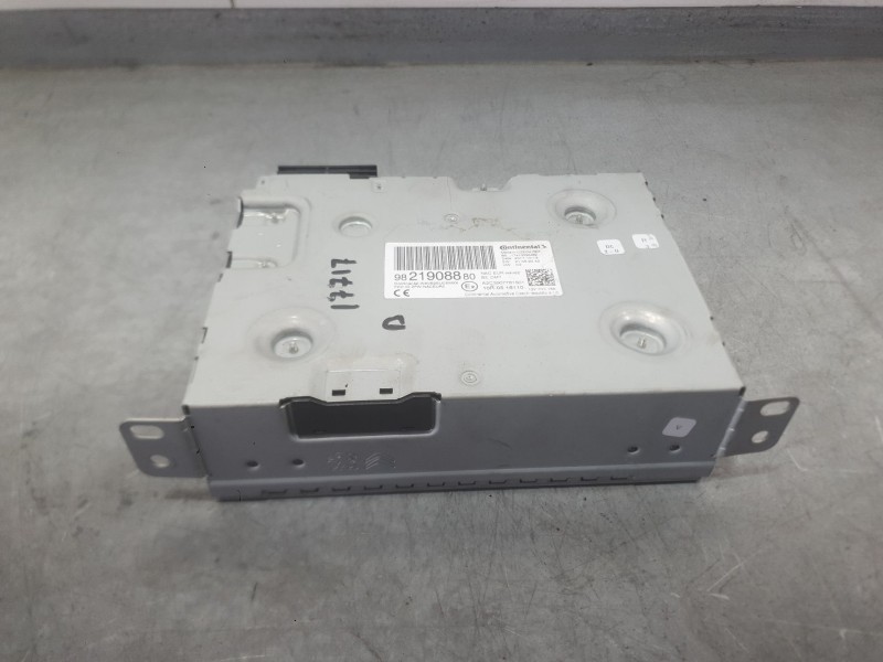 Recambio de sistema audio / radio para peugeot 208 i (ca_, cc_) 1.2 vti 82 referencia OEM IAM   