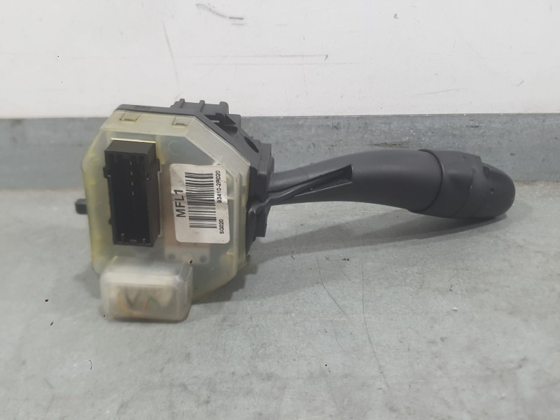 Recambio de mando intermitentes para hyundai i30 (fd) 1.4 referencia OEM IAM 934102R020  934202R010