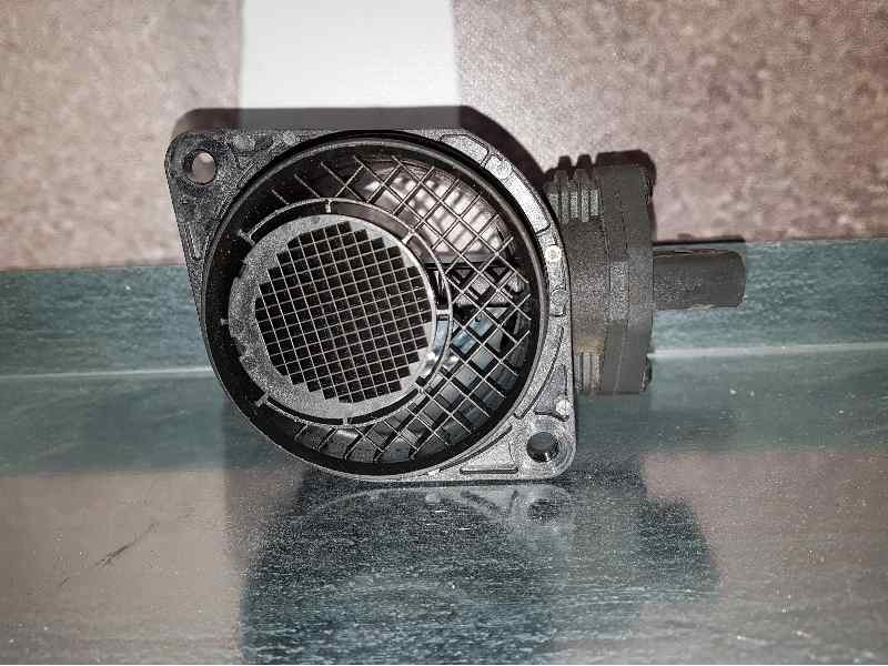 Recambio de caudalimetro para seat ibiza sc (6j1) ecomotive referencia OEM IAM 038906461B 0281002531 BOSCH