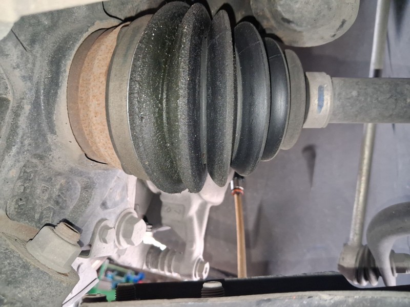 Recambio de transmision delantera izquierda para opel grandland / grandland x (a18, p1uo) 1.5 turbo d (75) referencia OEM IAM 98