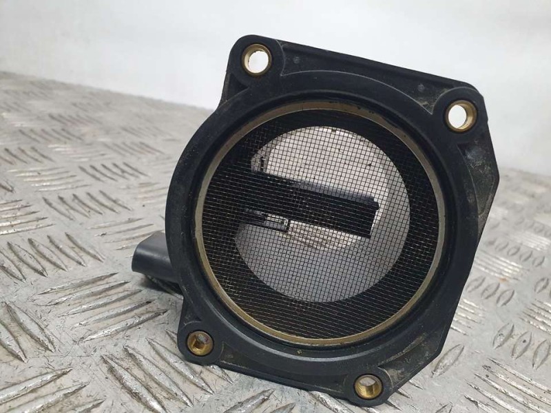 Recambio de caudalimetro para volkswagen golf iv berlina (1j1) básico referencia OEM IAM 06A906461B AFH6010C HITACHI