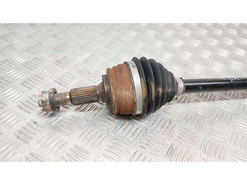 Recambio de transmision delantera izquierda para peugeot 3008 ii suv (mc_, mr_, mj_, m4_) 1.5 bluehdi 130 referencia OEM IAM 981