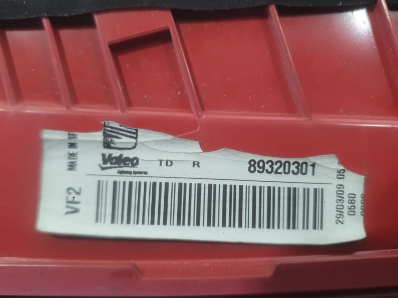 Recambio de piloto trasero derecho interior para seat leon (1p1) 1.9 tdi referencia OEM IAM 1P0945108D  