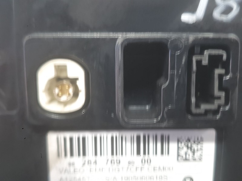 Recambio de sistema navegacion gps para peugeot 308 ii (lb_, lp_, lw_, lh_, l3_) 1.5 bluehdi 100 referencia OEM IAM   