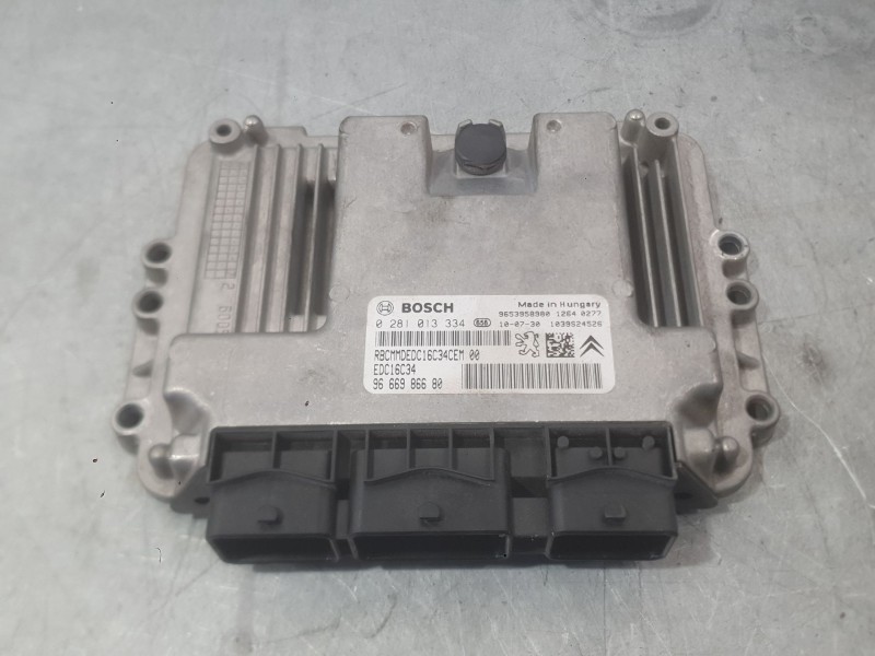 Recambio de centralita motor uce para peugeot 3008 i monospace (0u_) 1.6 hdi referencia OEM IAM 1610170080  
