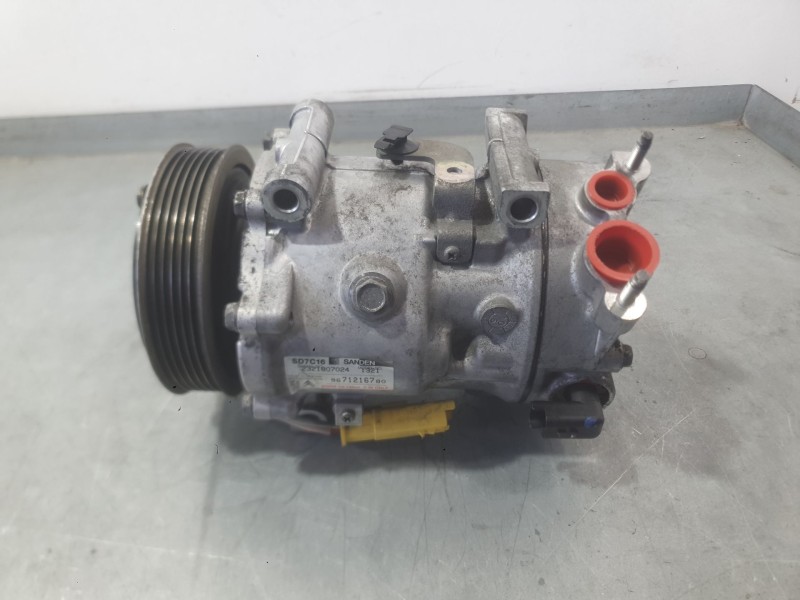 Recambio de compresor aire acondicionado para peugeot 3008 i monospace (0u_) 1.6 hdi referencia OEM IAM 9825868180 6453ZC 