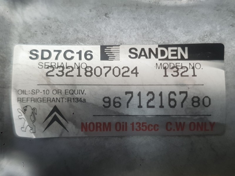 Recambio de compresor aire acondicionado para peugeot 3008 i monospace (0u_) 1.6 hdi referencia OEM IAM 9825868180 6453ZC 