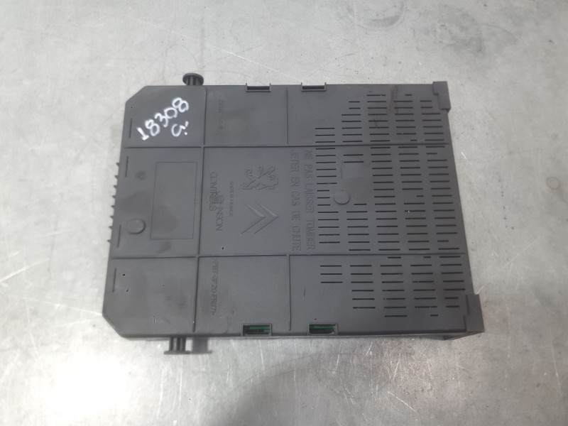 Recambio de caja reles / fusibles para peugeot 3008 i monospace (0u_) 1.6 hdi referencia OEM IAM 9807028580  