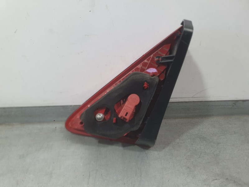 Recambio de piloto trasero izquierdo interior para peugeot 3008 i monospace (0u_) 1.6 hdi referencia OEM IAM 6350HE  